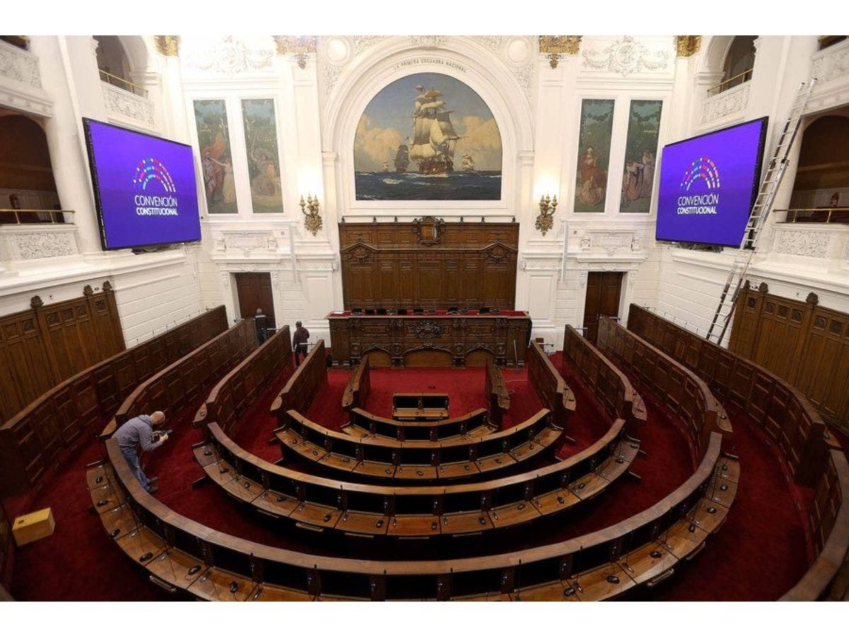 Constitutional Convention in Chile Approves General Regulations